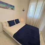 Hill View With Fresh Renovation Апартаменты