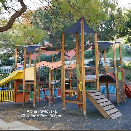 Hill View With Fresh Renovation Benalmádena