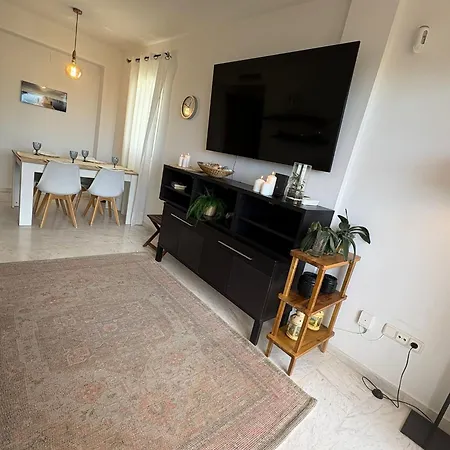 Appartamento Sea & Mountain View With Pool & Parking *