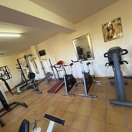 Апартаменты Hill View With Fresh Renovation *